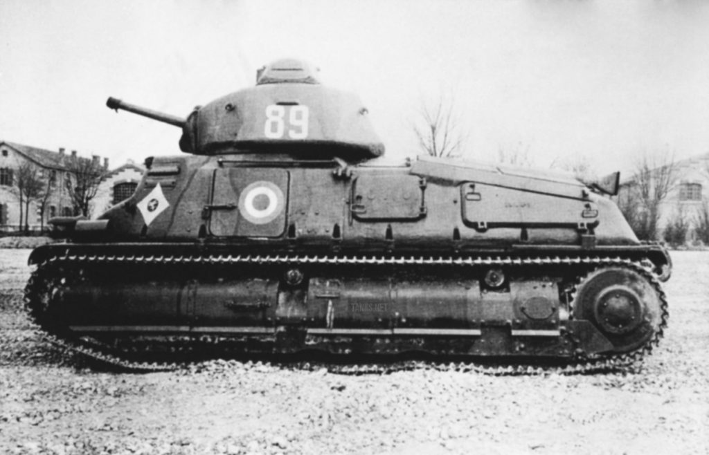 SOMUA S35 of the 18 régiment de dragons