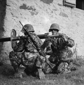 Swiss soldiers using a Raketenrohr, the Swiss licensed version of the Blindicide, (1960s)