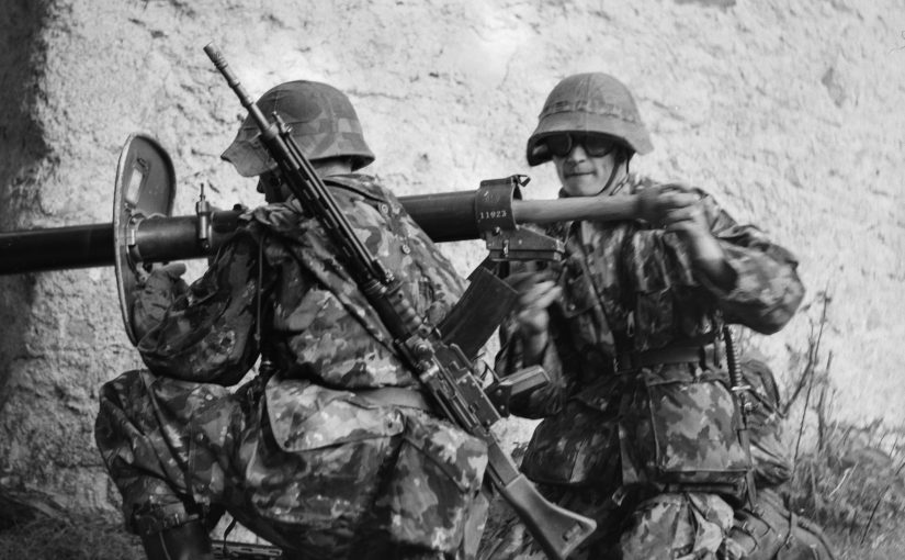 Swiss soldiers using a Raketenrohr, the Swiss licensed version of the Blindicide, (1960s)