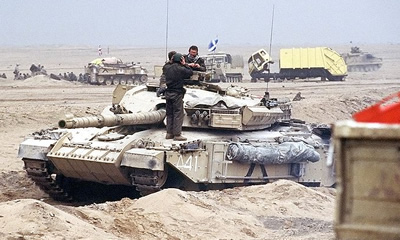 Challenger 1 main battle tank near Kuwait City after the retreat of Iraqi forces in the First Gulf War. Source: Postwar Amored Fighting Vehicles 1945 to Present by Michael E. Haskew
