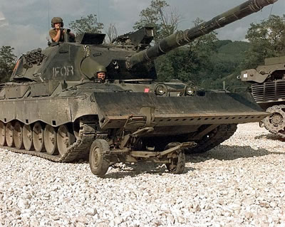 Leopard 1 dozer tank in Bosnia-Herzegovina in 1996