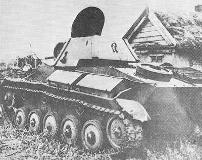 T-70 Light Tank. Source: Illustrated Encyclopedia of the World's Tanks and Fighting Vehicles, Chief Author Christopher Foss